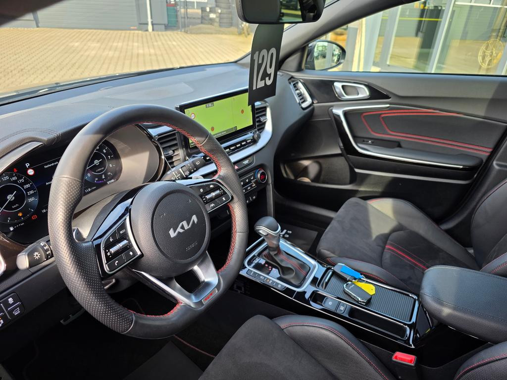 Kia ProCeed