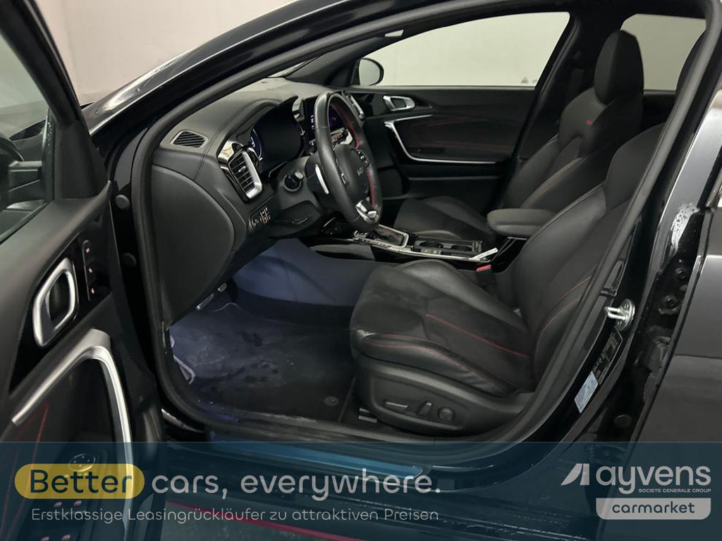 Kia ProCeed