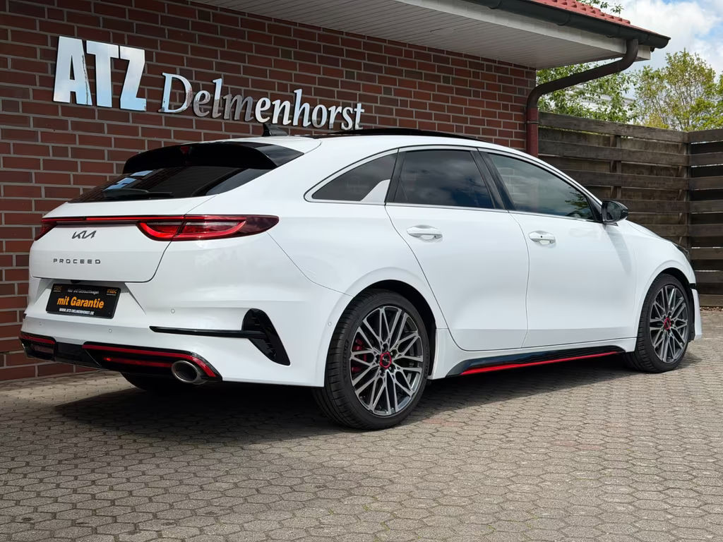 Kia ProCeed
