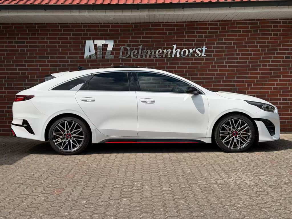 Kia ProCeed