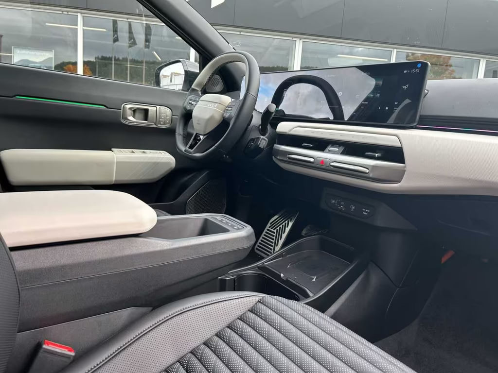 Kia EV4
