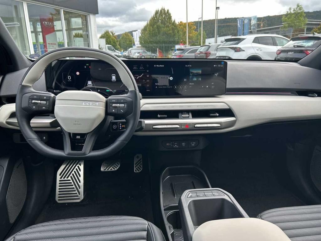 Kia EV4