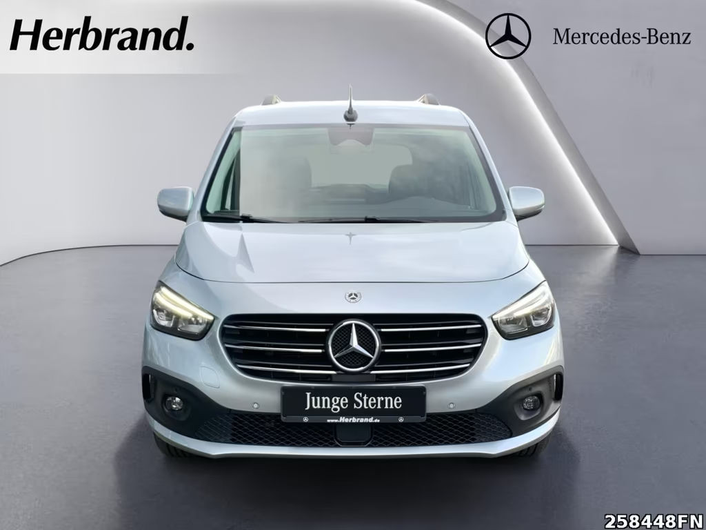 Mercedes-Benz T 180