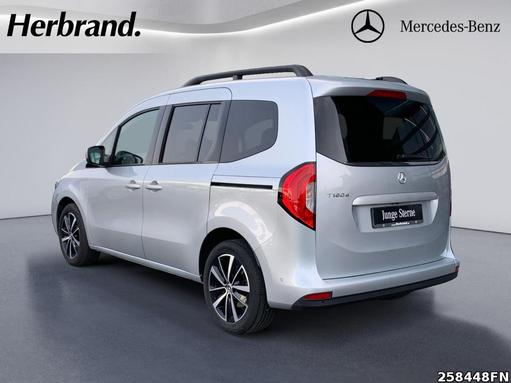Mercedes-Benz T 180