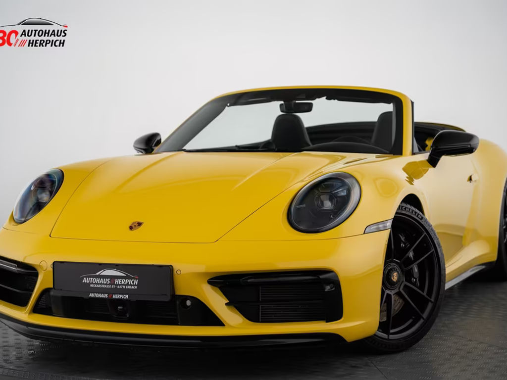 Porsche 911 992 Carrera Cabriolet