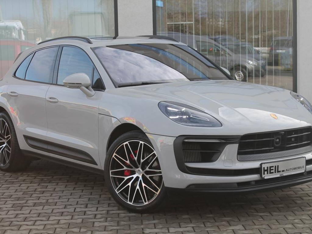 Porsche Macan S