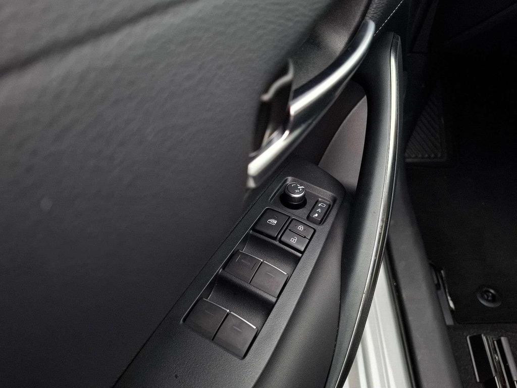 Suzuki Swace