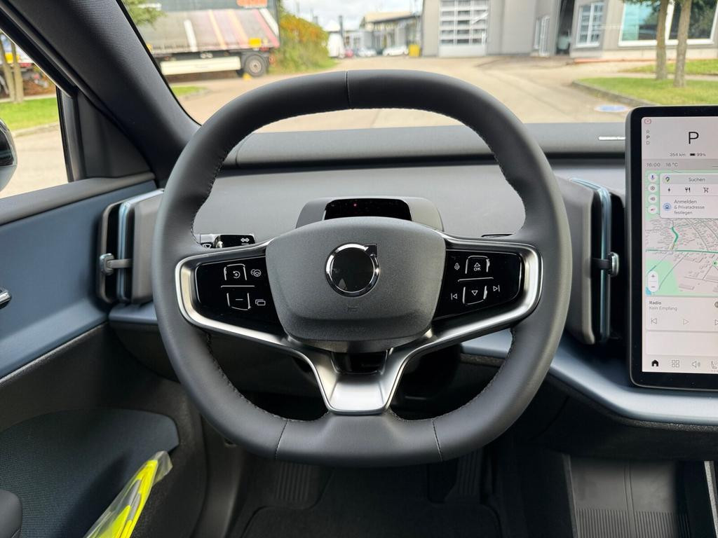 Volvo EX30
