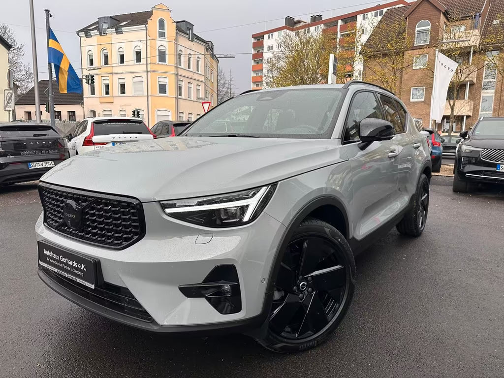 Volvo XC40 Plus