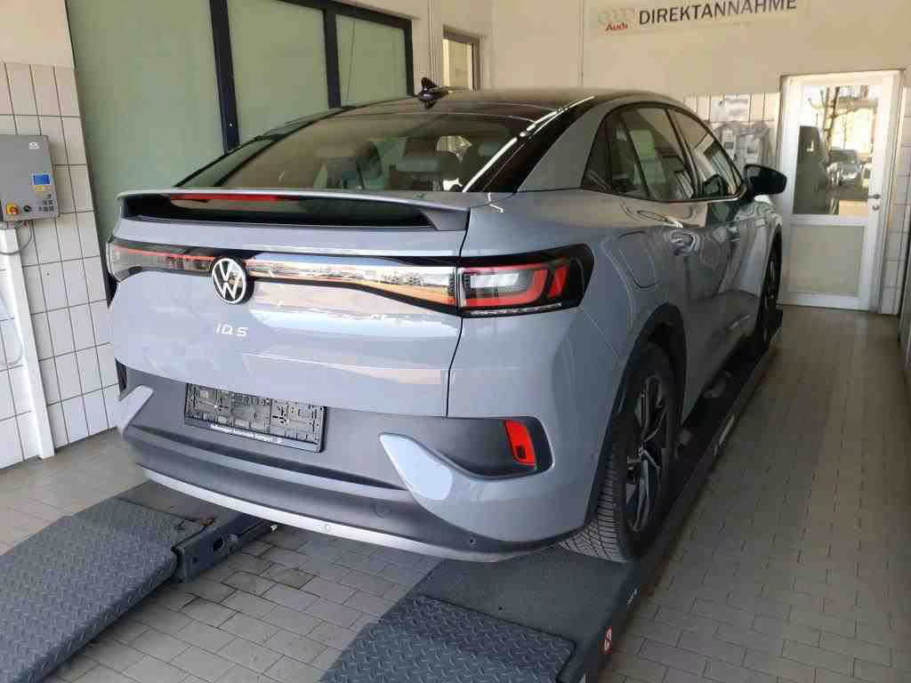 Volkswagen ID.5