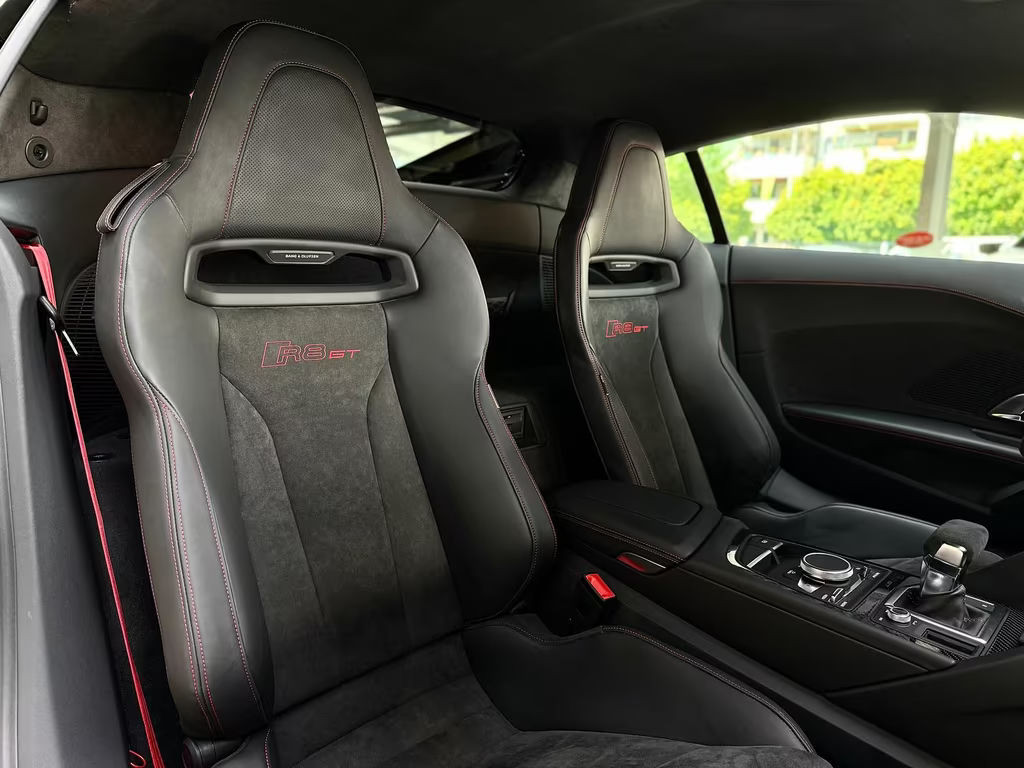Audi R8