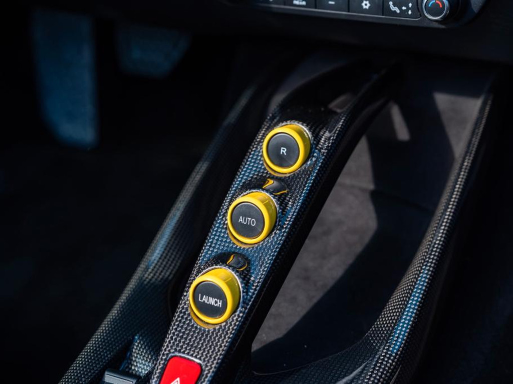 Ferrari 812