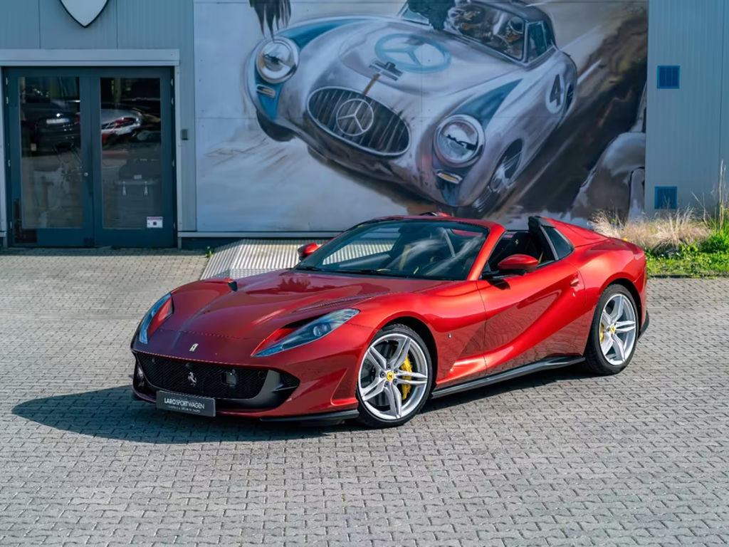 Ferrari 812