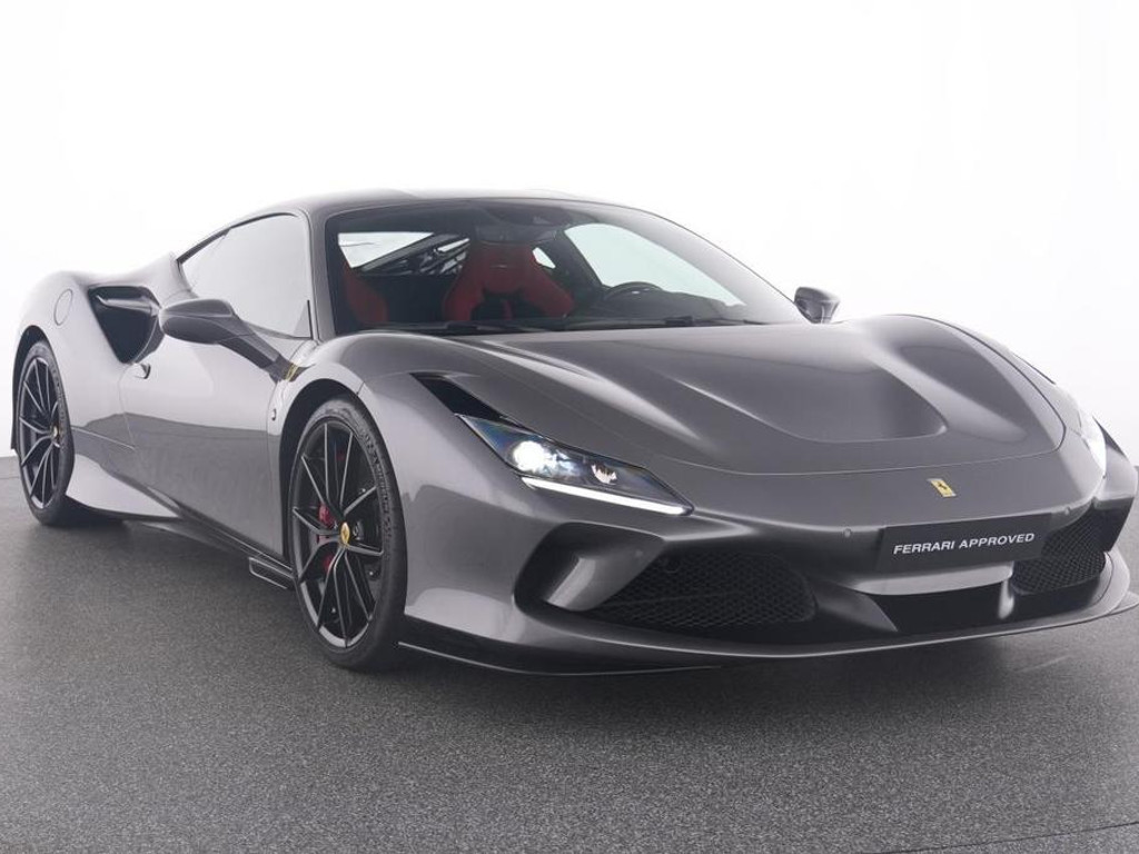 Ferrari F8