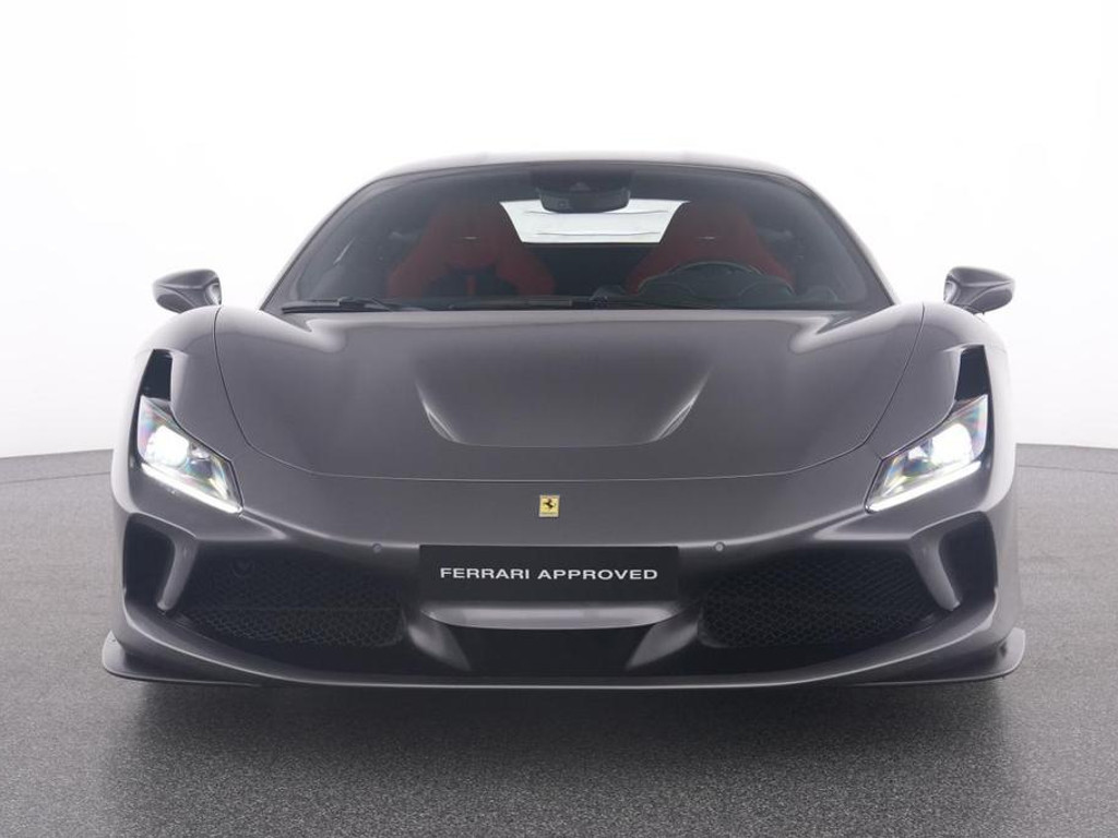 Ferrari F8
