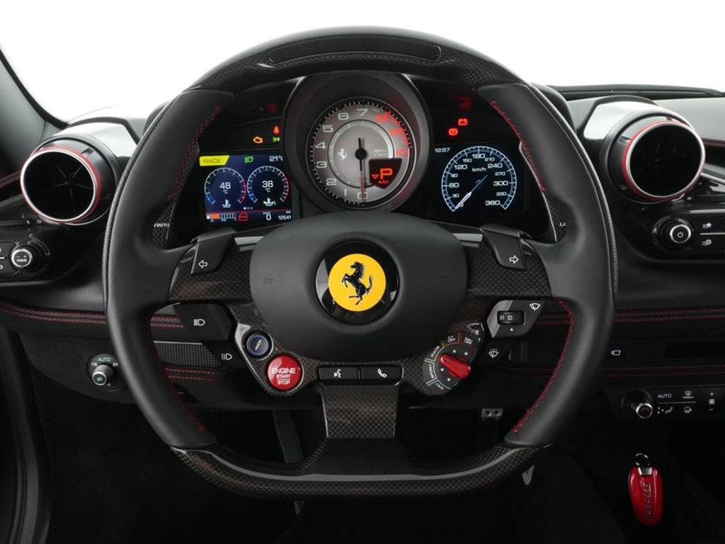Ferrari F8