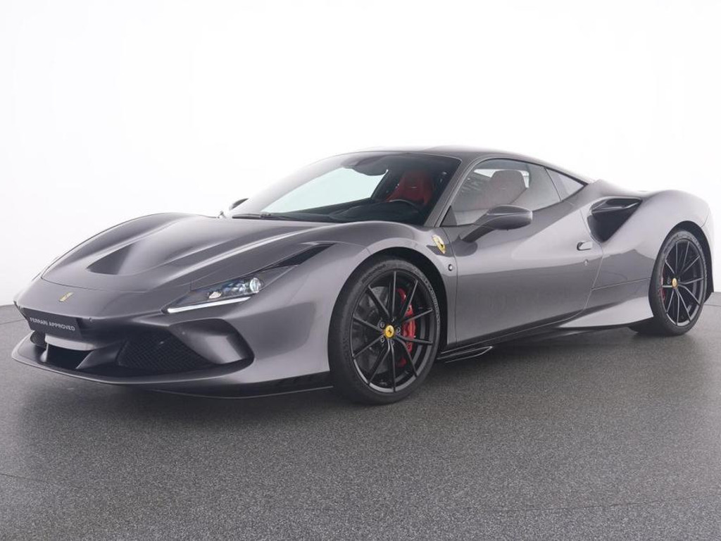 Ferrari F8