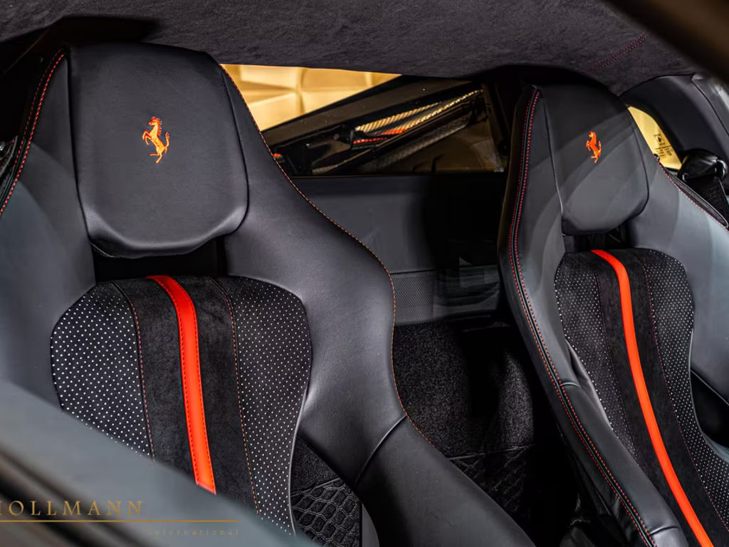 Ferrari F8