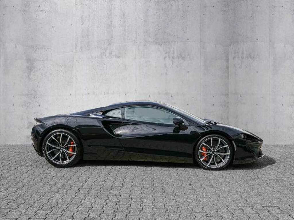 McLaren Artura