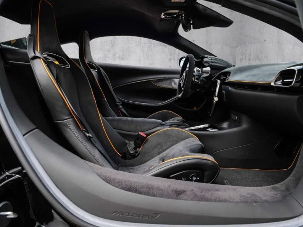 McLaren Artura