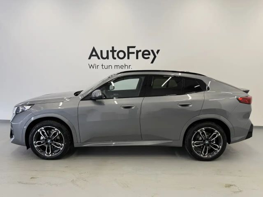 BMW iX2