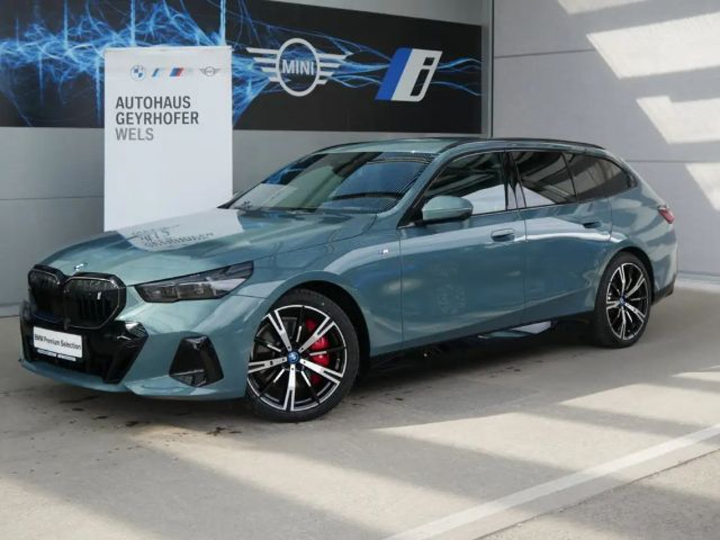 BMW i5 eDrive40