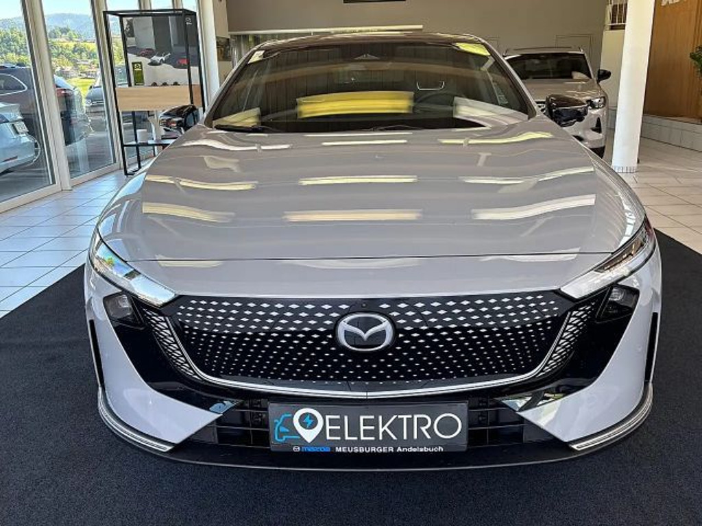Mazda 6e