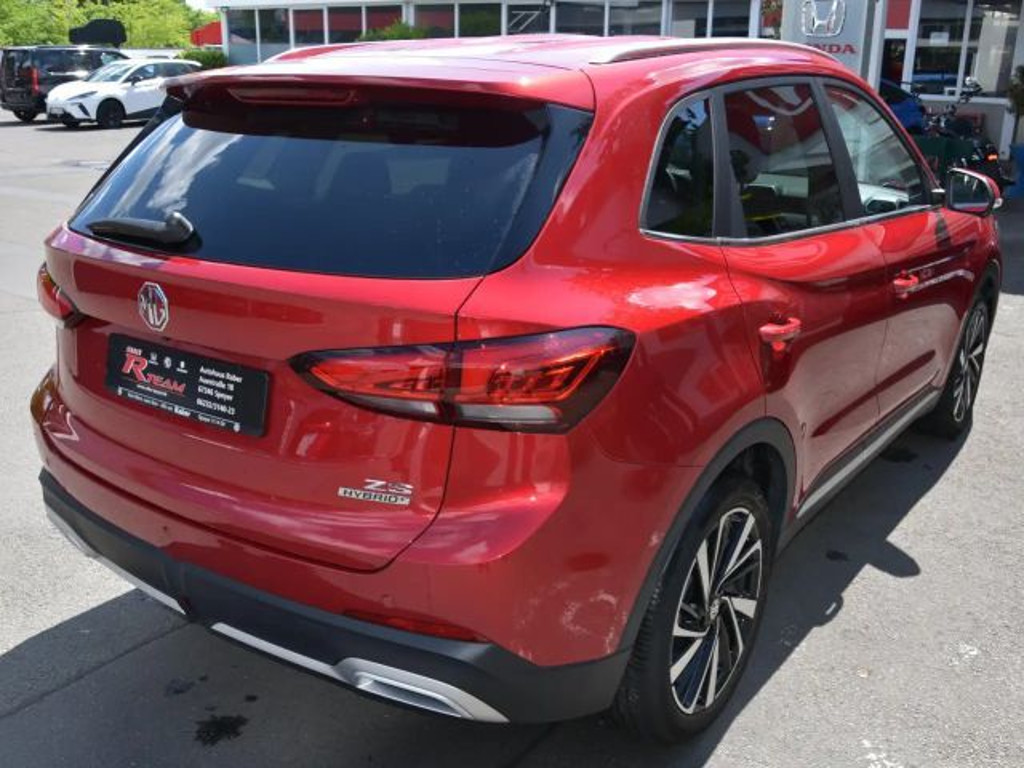 MG ZS