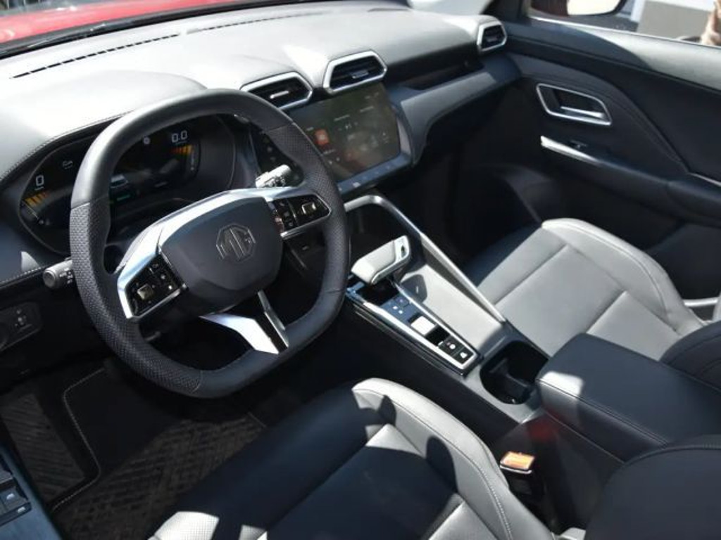 MG ZS