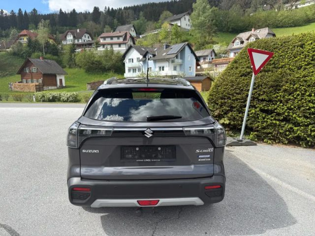 Suzuki S-Cross