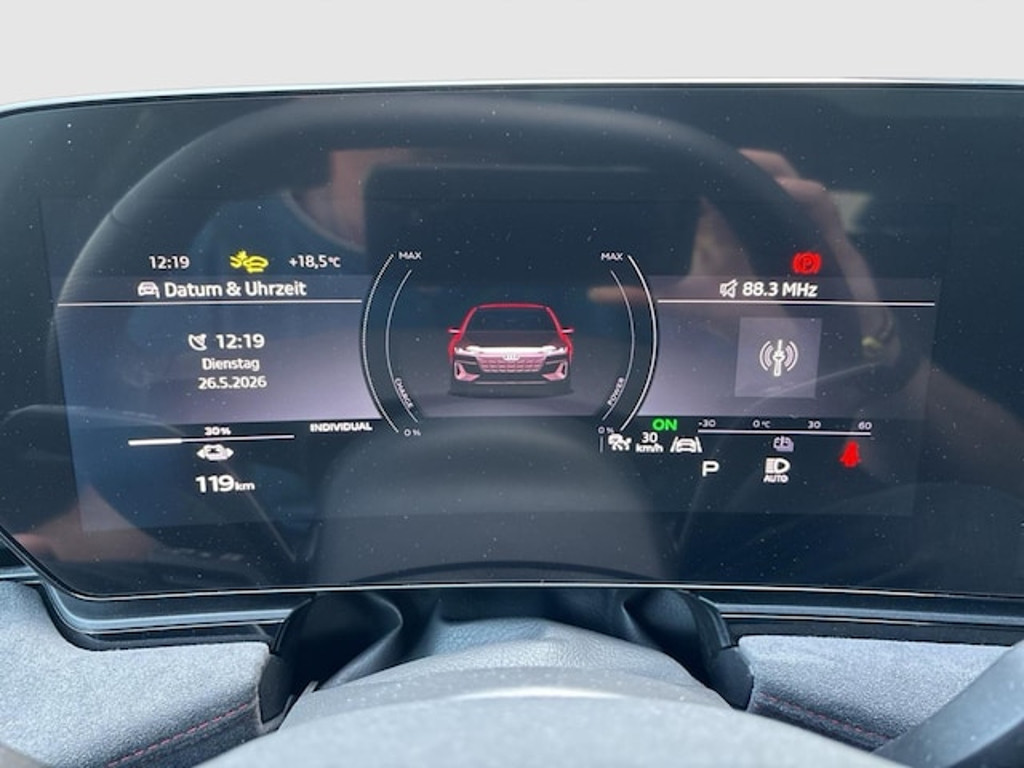 Audi A6 e-tron