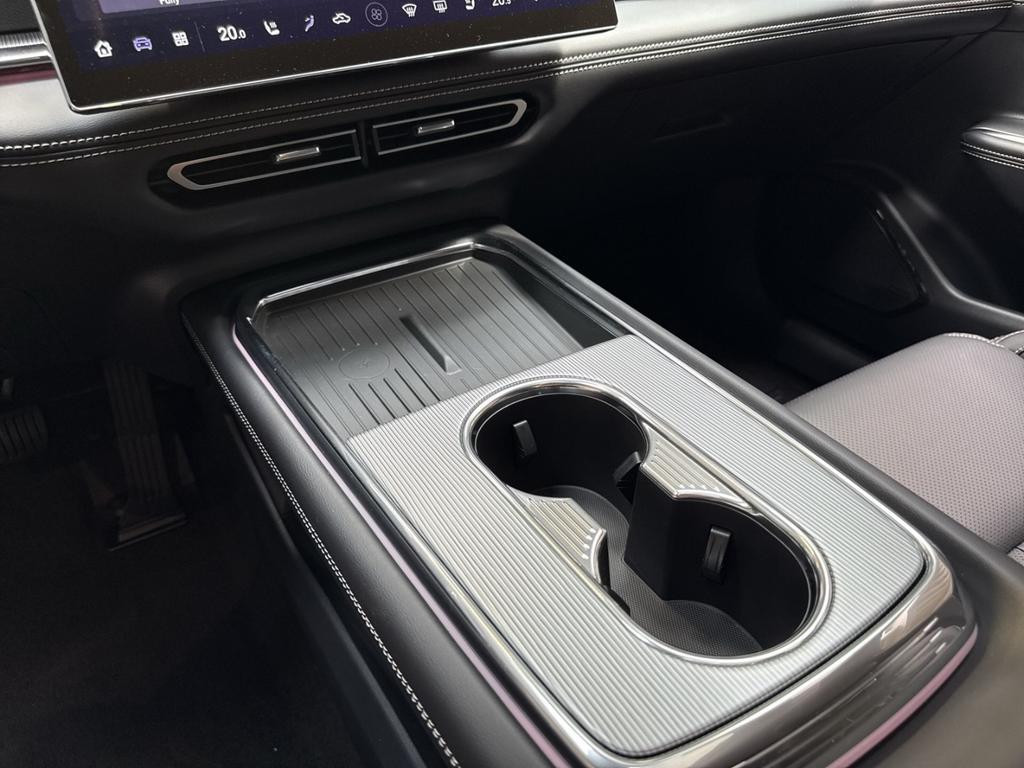 Mazda 6e