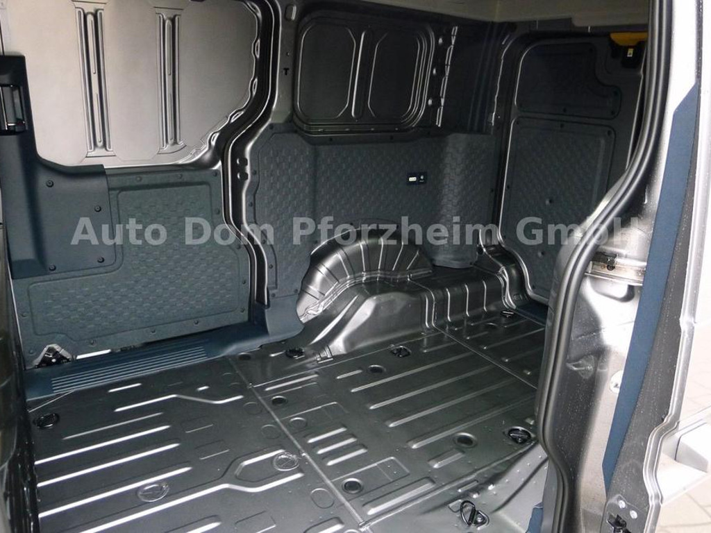 Kia PV5 Passenger
