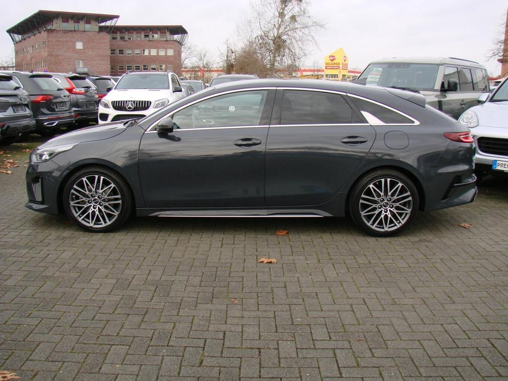 Kia ProCeed