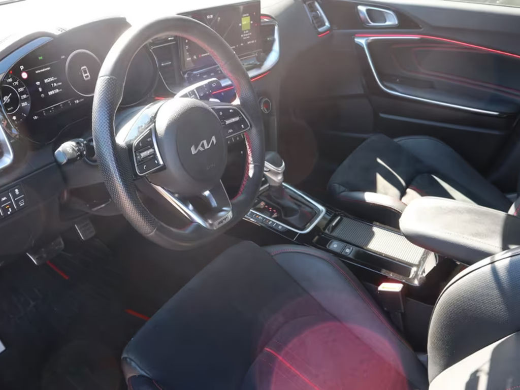 Kia ProCeed