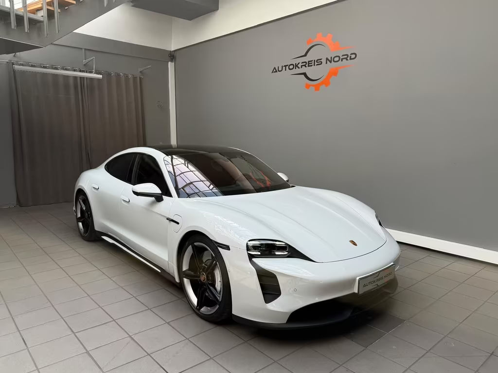 Porsche Taycan S 4