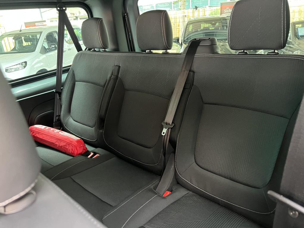 Nissan Primastar