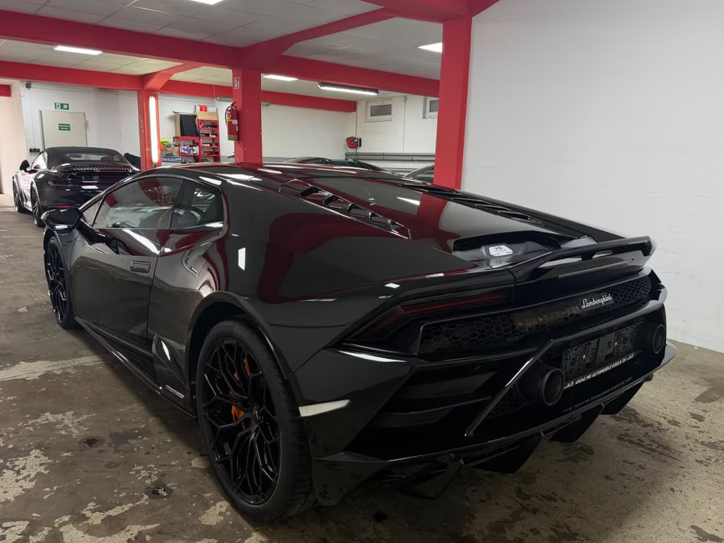 Lamborghini Huracan