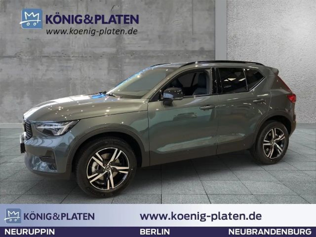 Volvo XC40 Plus Dark