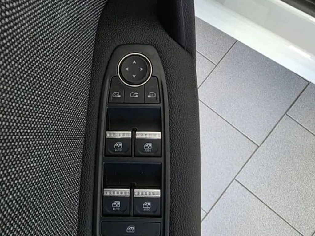 Mitsubishi Grandis