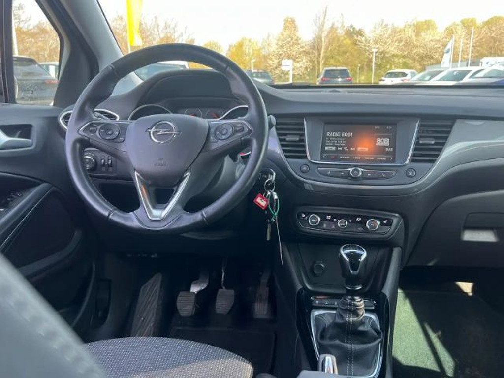 Opel Crossland X
