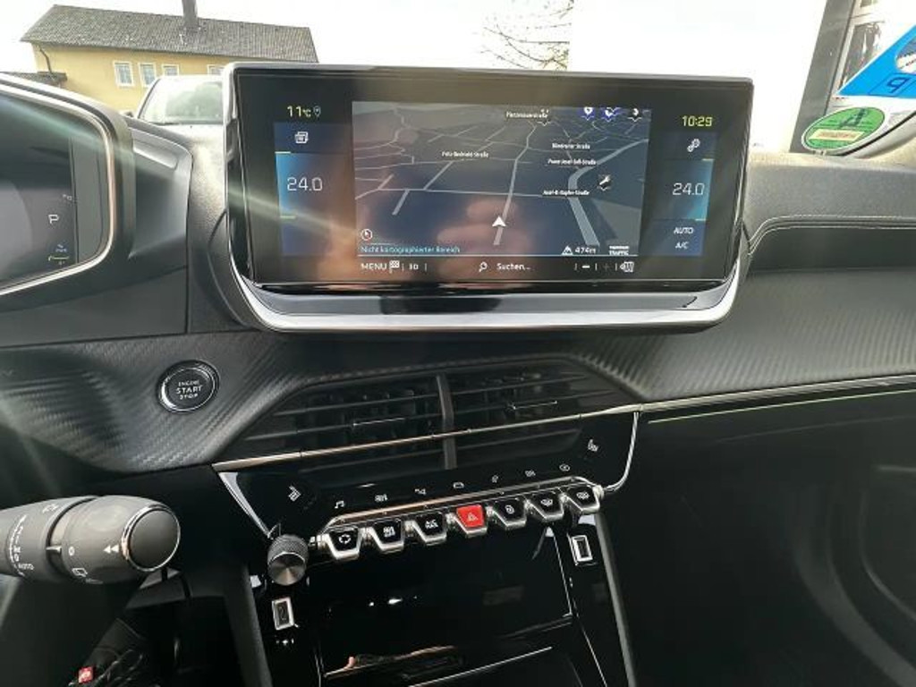 Peugeot e-2008