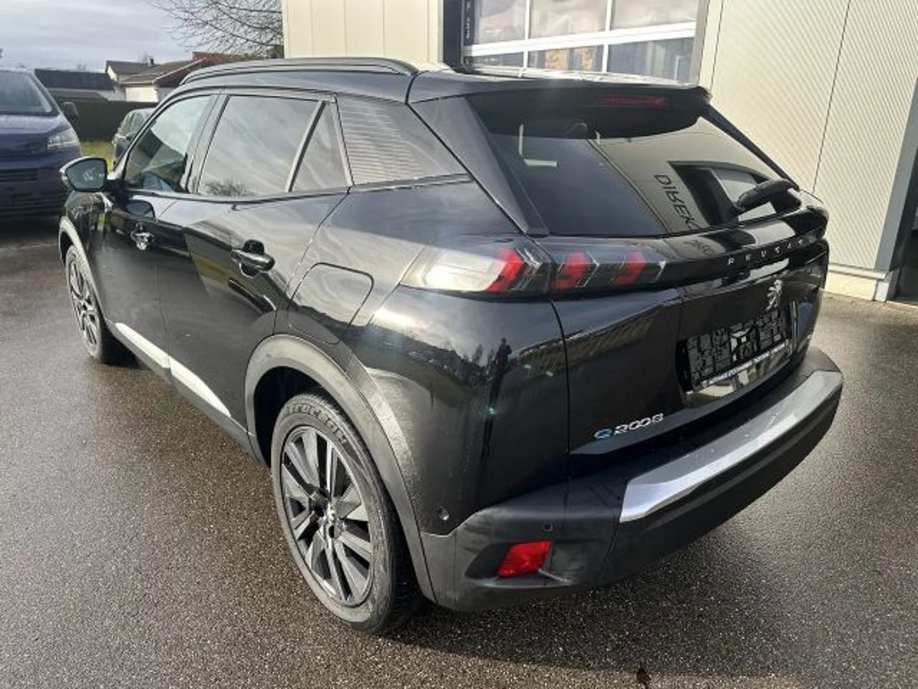 Peugeot e-2008
