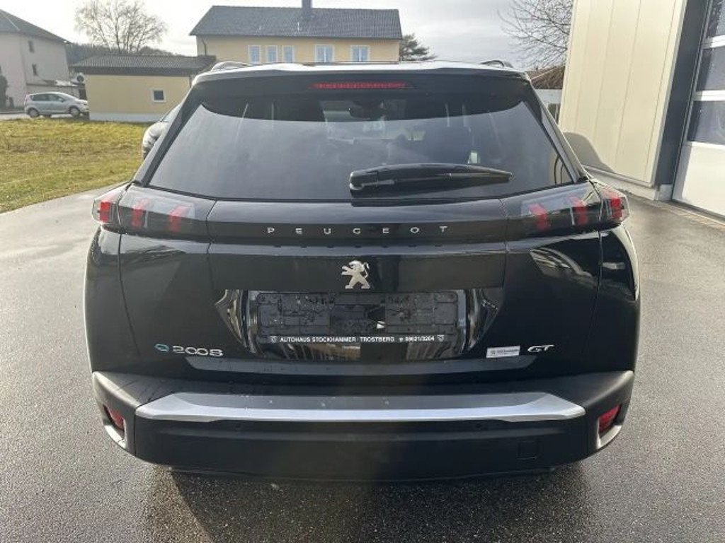 Peugeot e-2008
