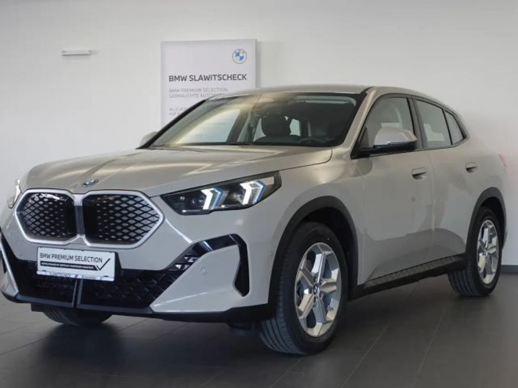 BMW iX2 eDrive20