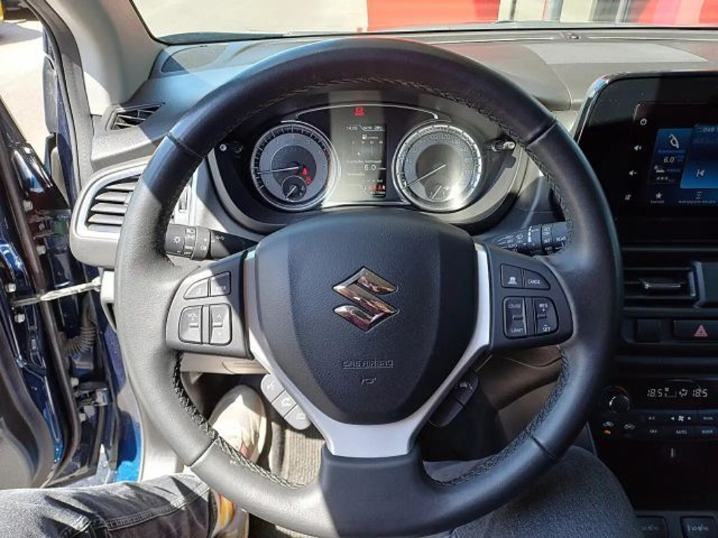 Suzuki S-Cross