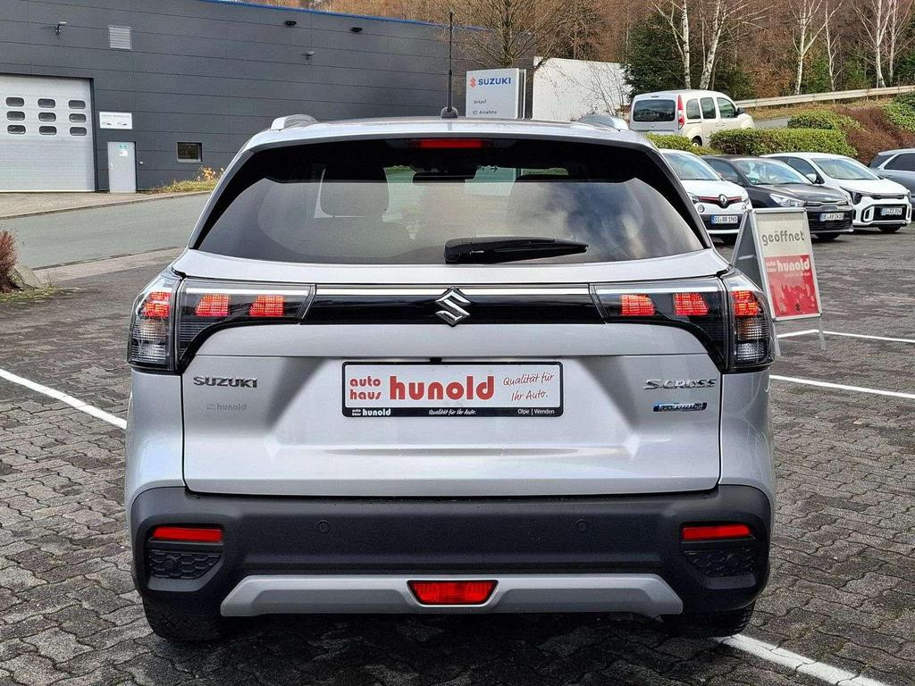 Suzuki S-Cross