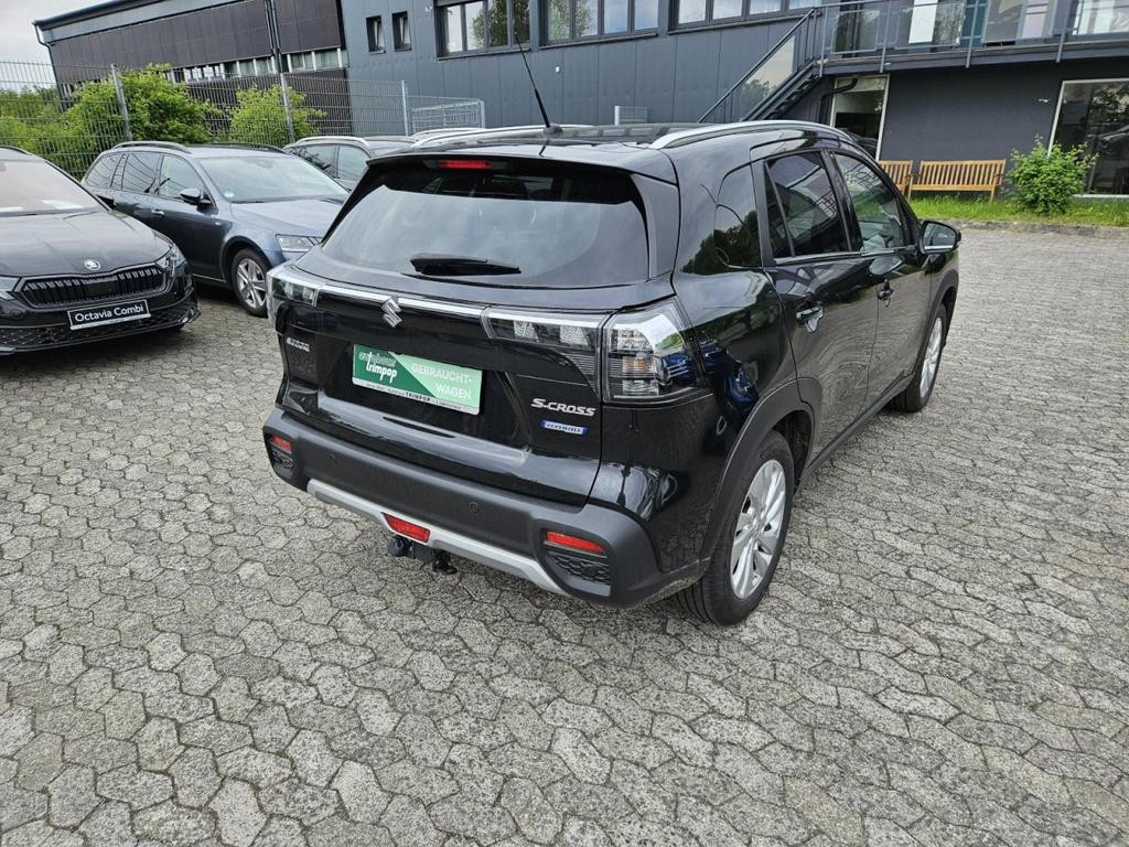 Suzuki S-Cross