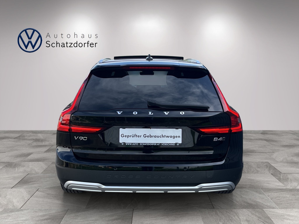 Volvo V90