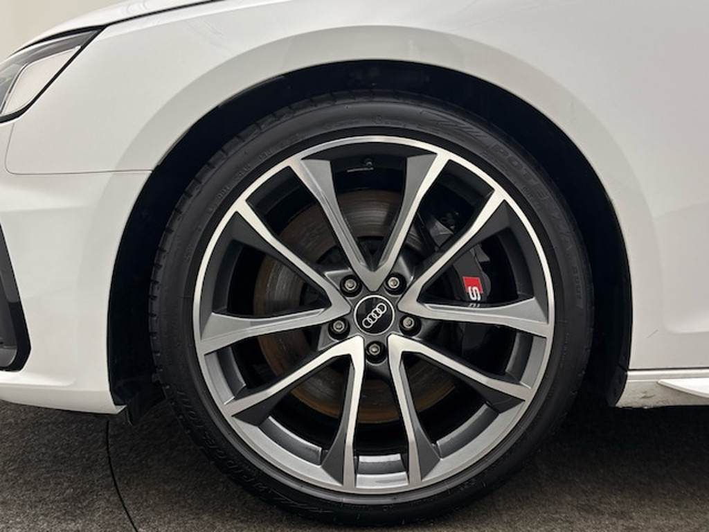 Audi S4